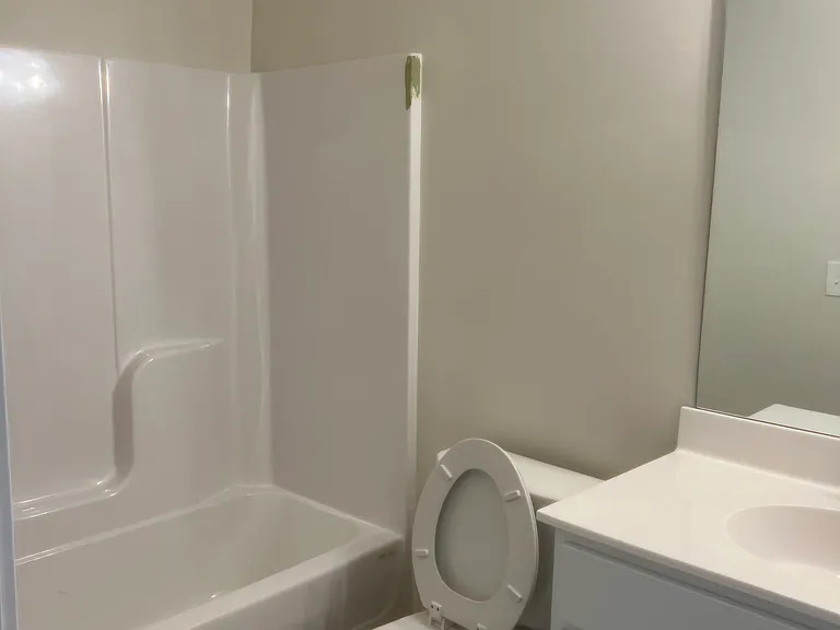 565 Yulan Cir — Photo 9
