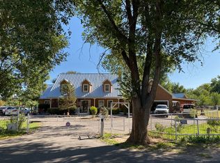 39 Valle Lindo Dr, Peralta, NM 87042