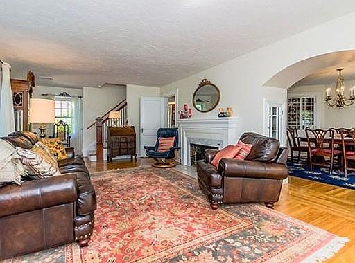 3rd image of 16 Elmwood Ave