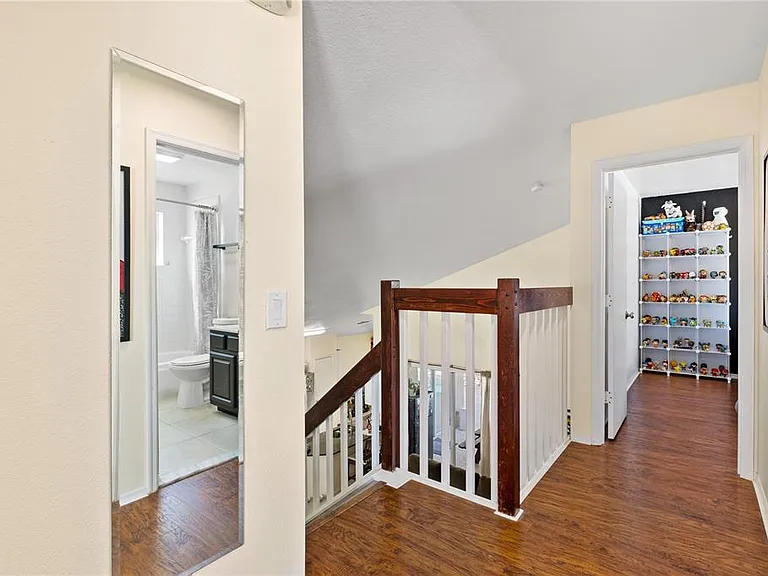 2629 Chatham Cir — Photo 23