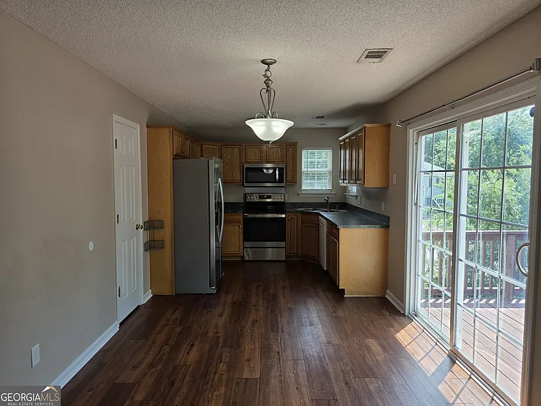301 Aspen Arbor — Photo 5