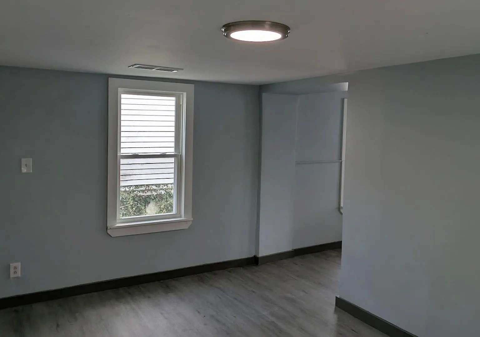 Carnegie - 2 BR Single Family Home — Photo 3