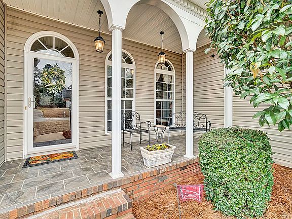 2nd image of 312 Green Oaks Rd