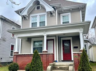 128 W Temple St, Washington Court House, OH 43160