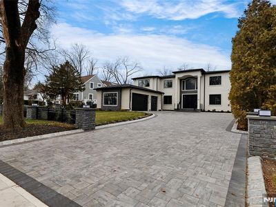 311 Farview Avenue, Paramus, NJ, 07652
