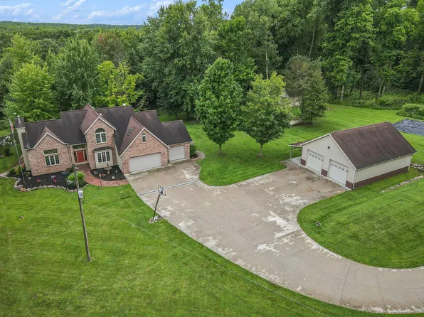 245 W Girard Rd, Union City, MI 49094