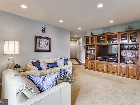 5th image of 502 King Farm Blvd APT 306