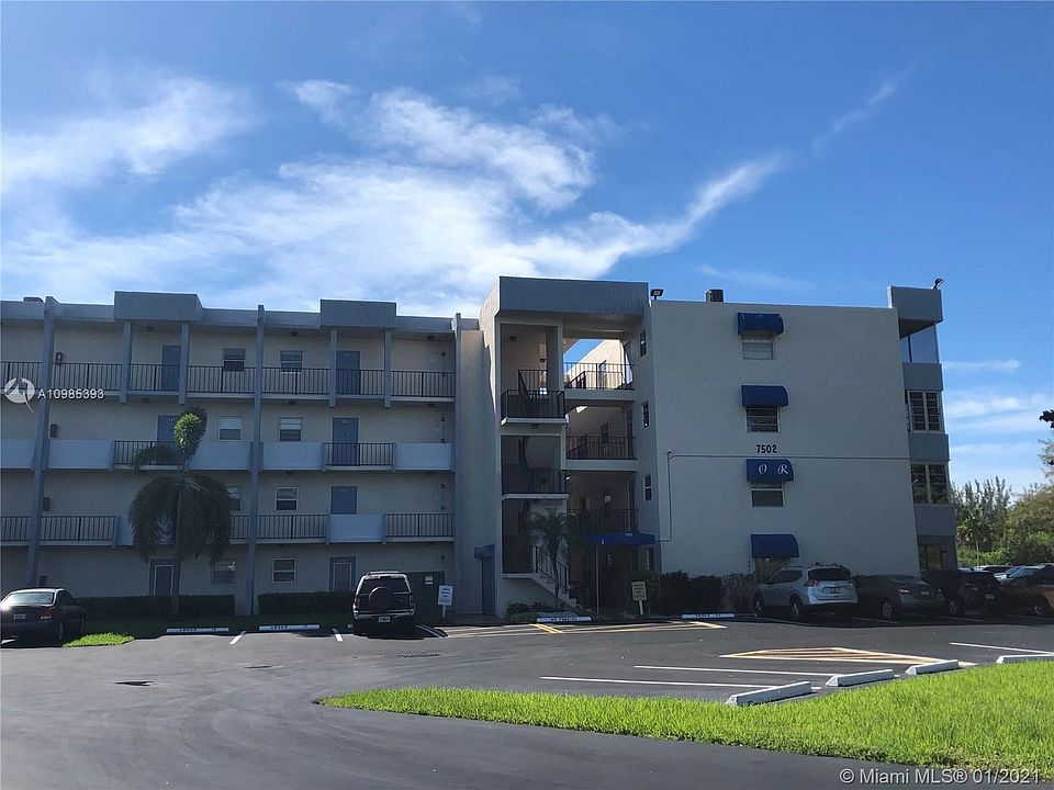 2nd image of 7502 NW 30th Pl APT 218