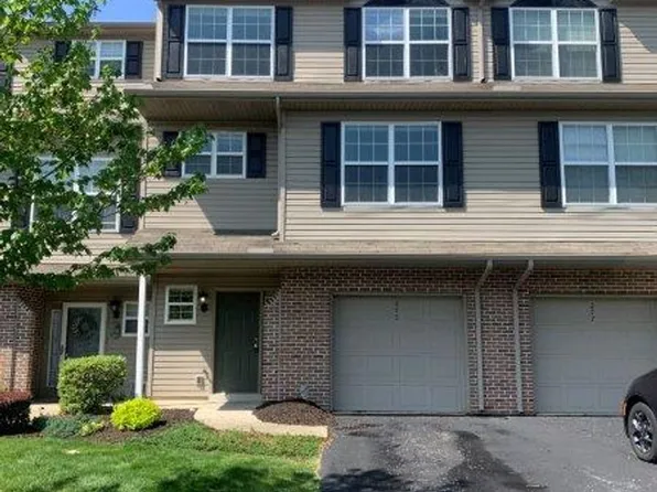 275 Thrush Dr, Hummelstown, PA 17036