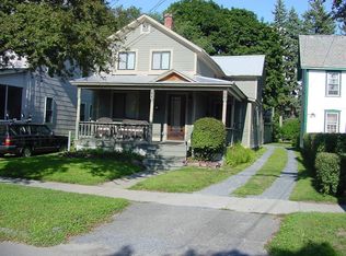 94 Park St #B, Burlington, VT 05401