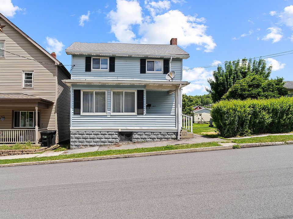 1st image of 107 Saint Thomas St