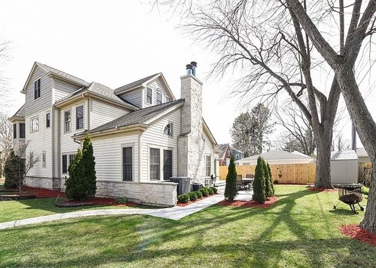 1st image of 746 N Stone Ave