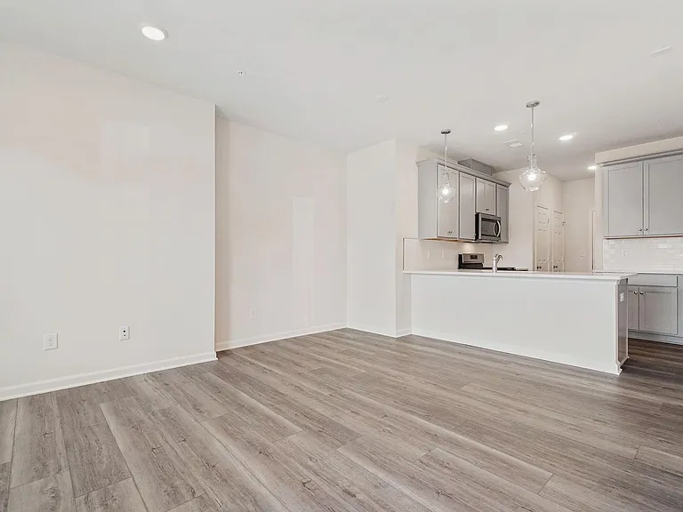1 Sadie Cir #1104 — Photo 7