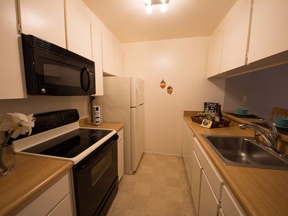 4th image of 3240 Shelter Creek Ln
