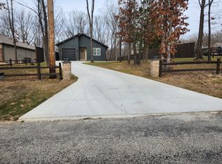 303 Parsley Rd, Ozark, MO 65721