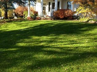 704 E 1st St, Canton, SD 57013