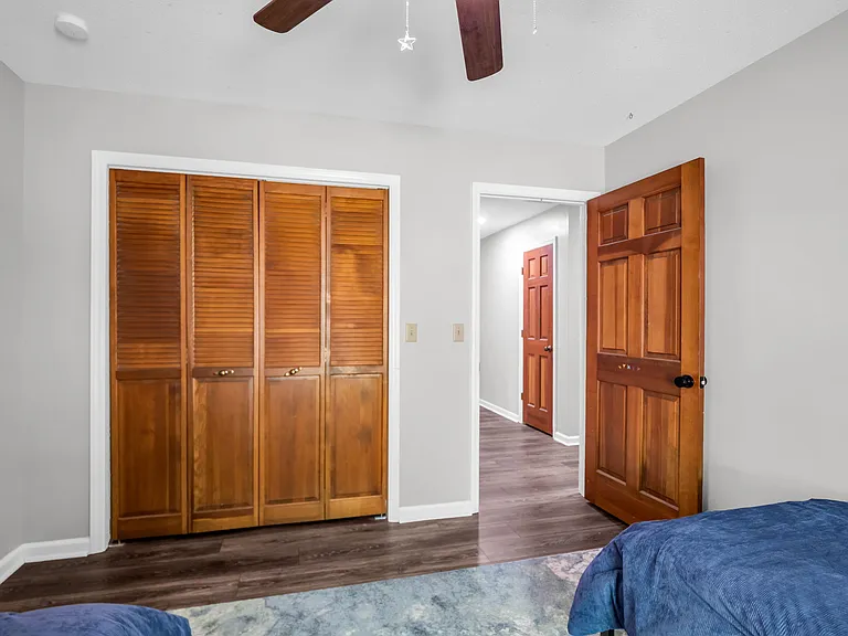 140 Ridgeview Dr — Photo 36