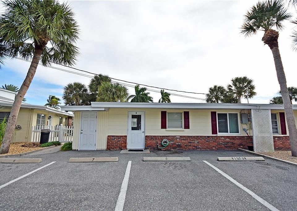 1st image of 1385 Gulf Blvd APT 6