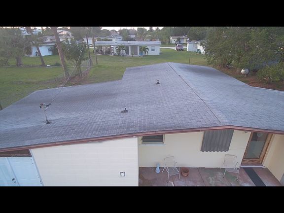 5th image of 181 SE Bonita Ct