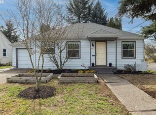 9212 SE Morrison St, Portland, OR 97216