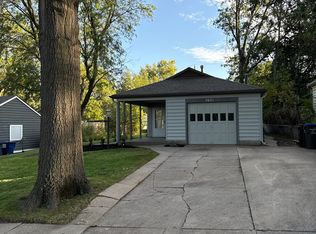3621 Otoe St, Lincoln, NE 68506