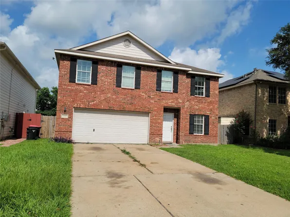 7915 Summerfern Ct, Cypress, TX 77433