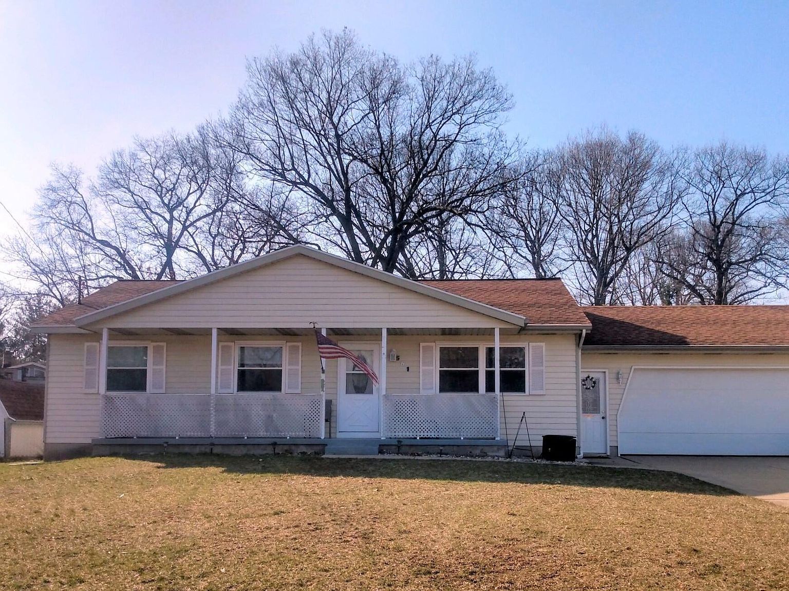 581 Springfield St NW, Comstock Park, MI 49321 Zillow