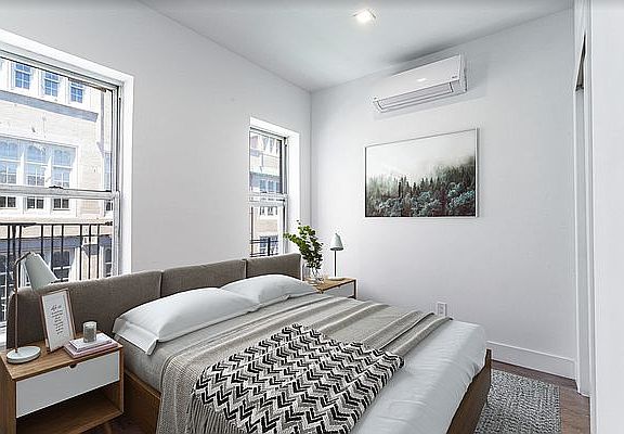 2nd image of 143 Christopher St #1