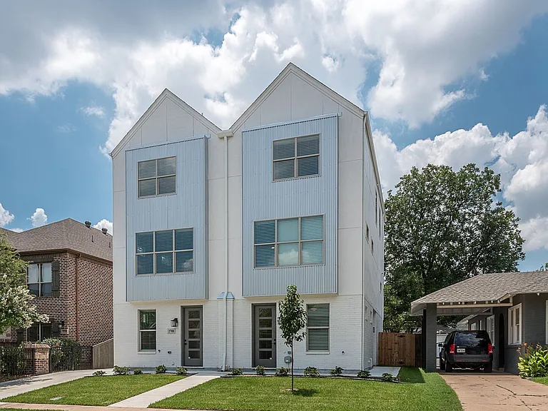 2706 Forest Park Blvd — Photo 2