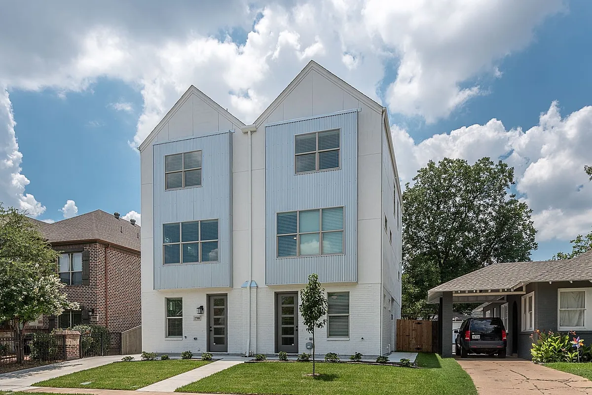 Building Photo - 2706 Forest Park Blvd