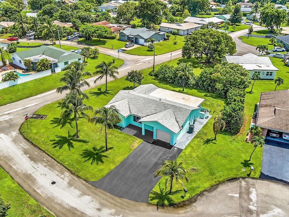 1st image of 7104 NW 93rd Avenue