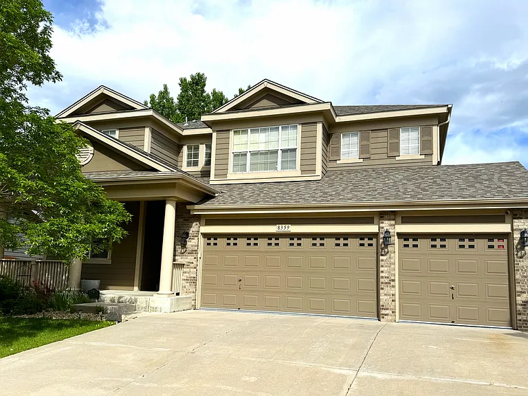 8359 Liverpool Cir — Photo 1