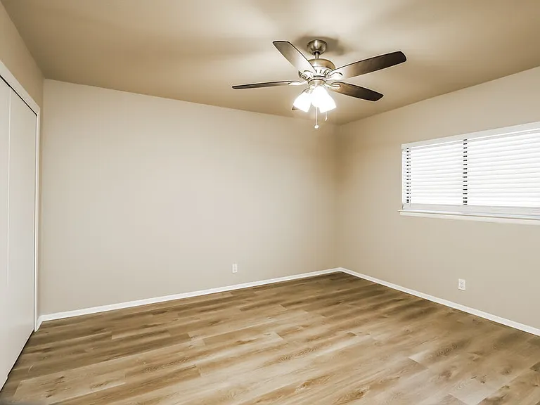 10420 Arbor Blf — Photo 12