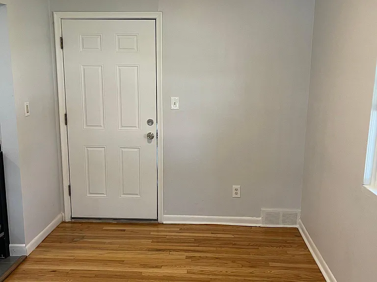 6874 Country Ln — Photo 4