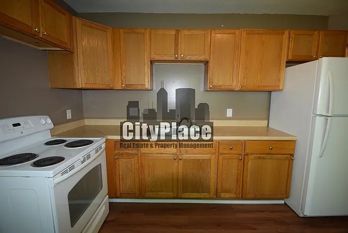 1458 W Congress Ave — Photo 8