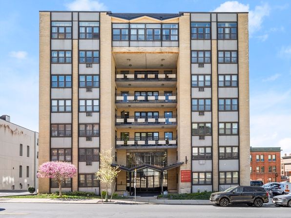 340 Main St APT 502, Melrose, MA 02176