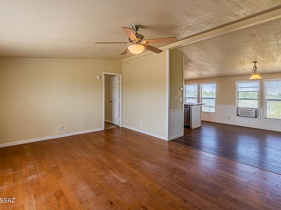 5th image of 630 N Slate Dr