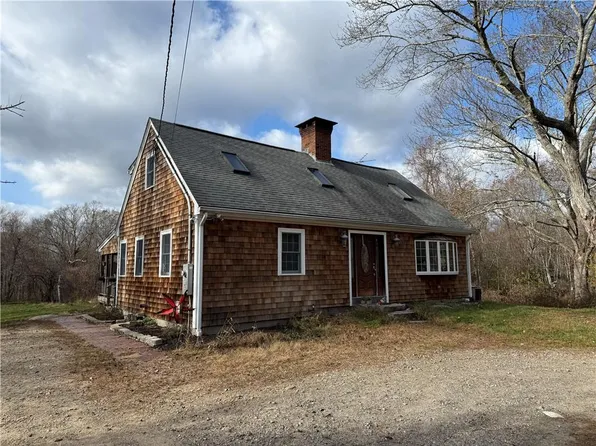 511 Weaver Hill Rd, Coventry, RI 02816