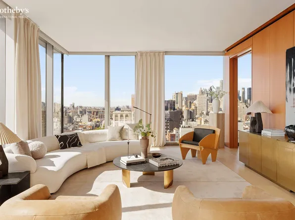 215 Chrystie Street 28E image 1 of 17