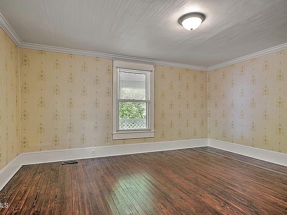 3rd image of 3449 Tennessee #126