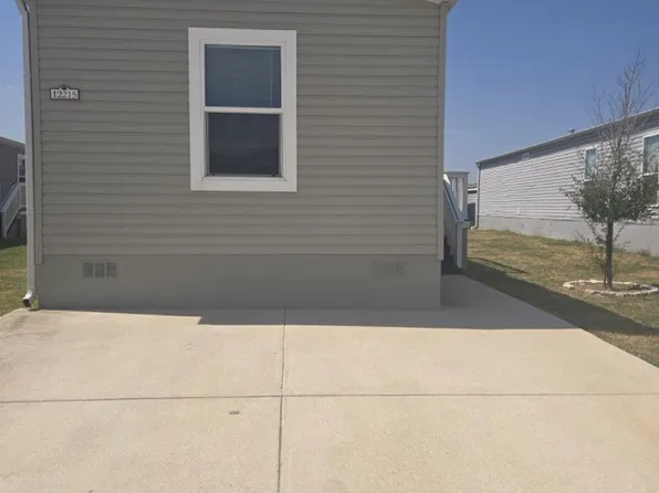12215 Tavira Dr, Del Valle, TX 78617