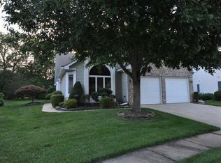 1952 Kwansan Ct, Toms River, NJ 08755