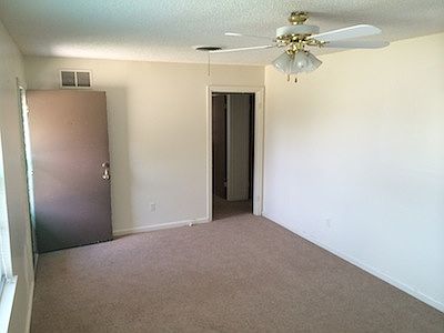 1st image of 2301 S 41st St