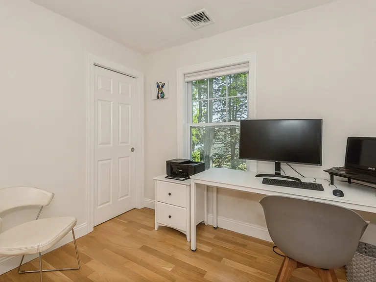70 Ridge Dr — Photo 19