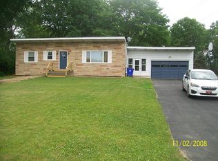 4098 Lynn Rd, Rootstown, OH 44272