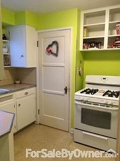 5th image of 16188 Brinbourne Ave