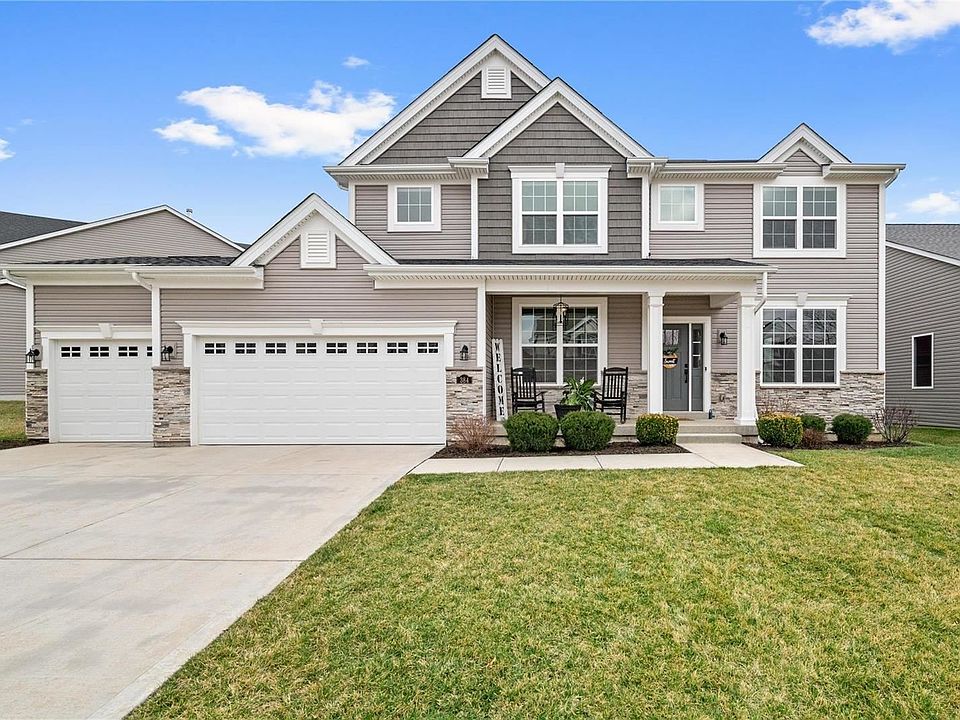 1st image of 384 Haycastle Dr