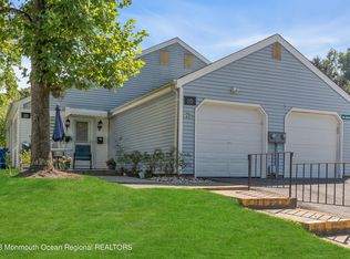 1D Daisy Ct, Lakewood, NJ 08701