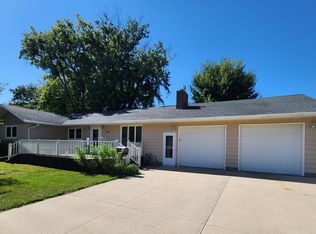 1104 6th Ave SW, Pipestone, MN 56164