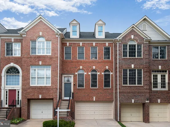 1308 Wild Oak Ter, Rockville, MD 20852